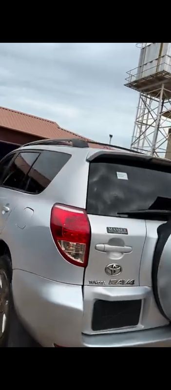 Thumbnail 3 of 2008 Toyota RAV4